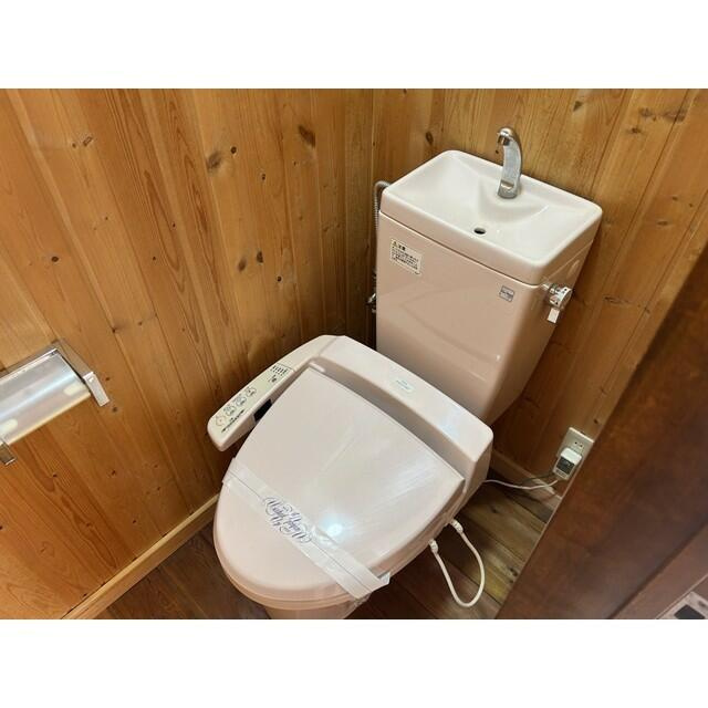 多摩市永山６丁目の賃貸マンションのトイレ