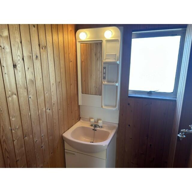 多摩市永山６丁目の賃貸マンションの洗面所