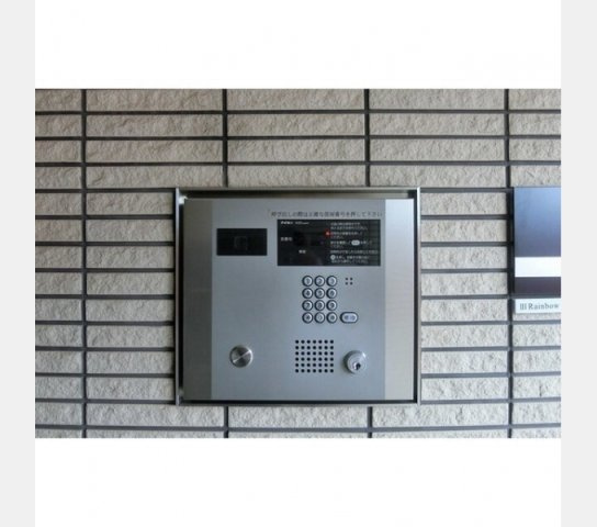 プライムアーバン津田沼の玄関