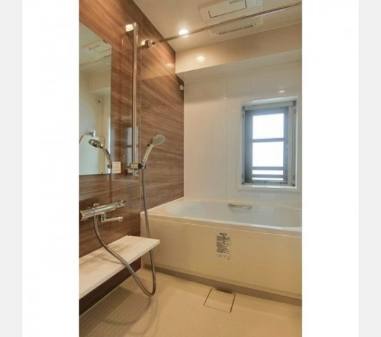 プライムアーバン津田沼の浴室