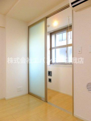 【バルコニー】 | ヴィレッジゲート神明 | バルコニーからの眺めを楽しみながら食事をしませんか