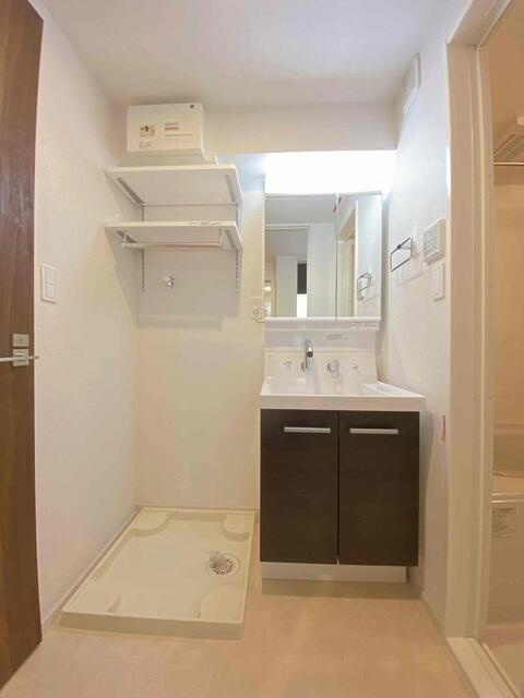 多摩市山王下１丁目の賃貸マンションの洗面所