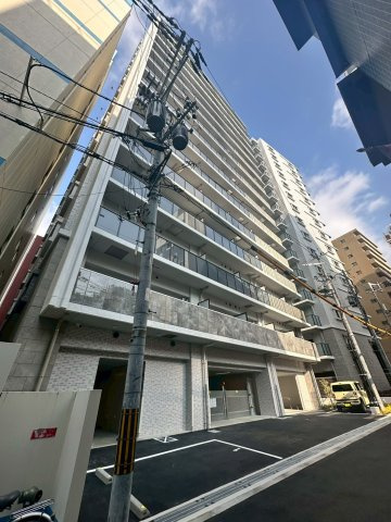 スプランディッド上本町WESTの外観