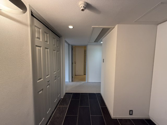 クリスティホームズ三田のロビー