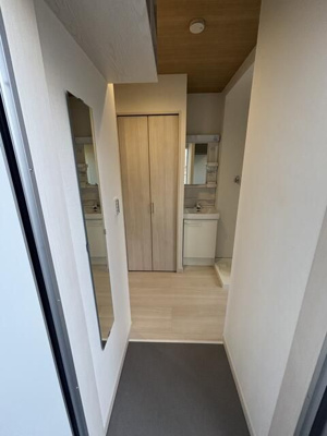 【玄関】 | ルミエール中野1丁目