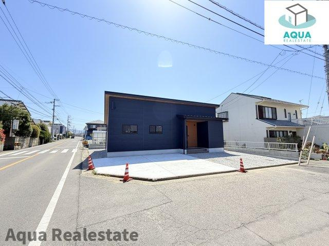 高松市円座町の新築一戸建の前面道路含む現地写真|前面道路含む現地写真です