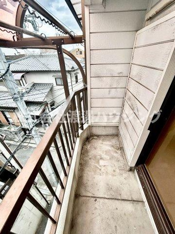 寝屋川市錦町テラスハウスのバルコニー