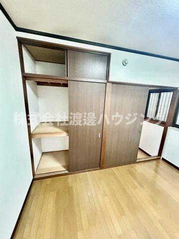 寝屋川市錦町テラスハウスの収納