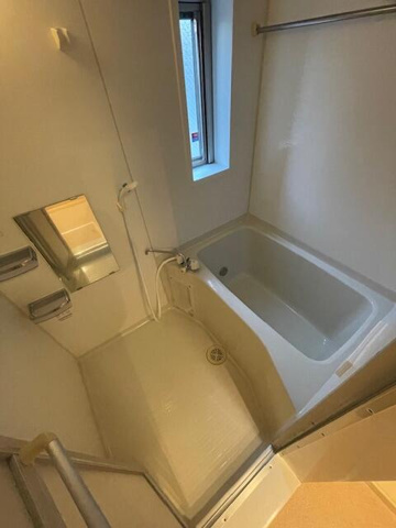 川崎市多摩区中野島１丁目のアパートの浴室