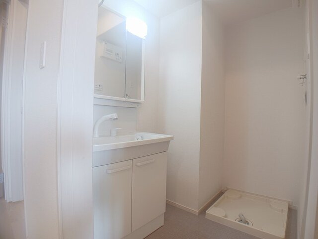 ブライトガーデンＢの洗面所