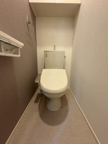 パルファン南落合02のトイレ|シンプルで使いやすいトイレです