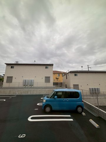 パルファン南落合03の展望|駐車場があります
