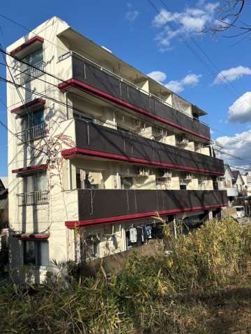 パルトゥネール和泉の外観