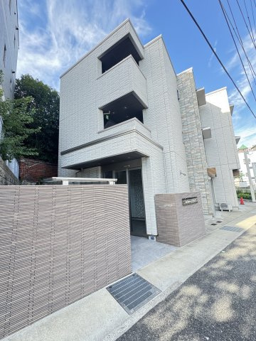 シャーメゾン六甲山手の外観