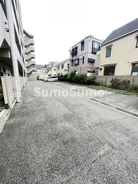 シティハイツ武庫之荘の駐車場