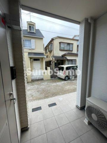 ヒールコート関守のエントランス|毎日通るエントランスはこのようになっています