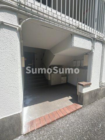 シャルマンコーポ御影のエントランス