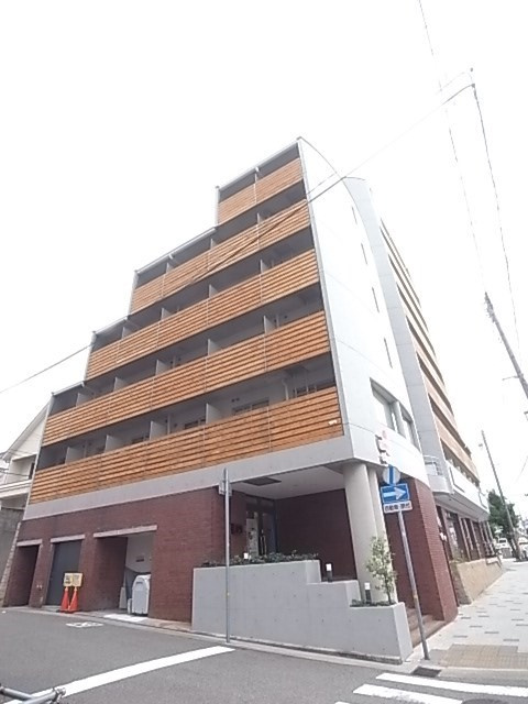 パンブロス６の外観