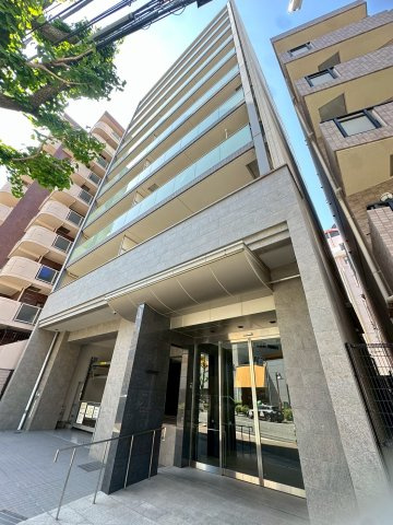 ジオ六甲道レジデンスのエントランス