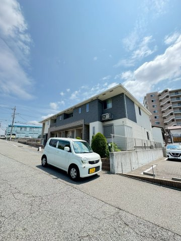 コリーヌ潮見が丘の駐車場
