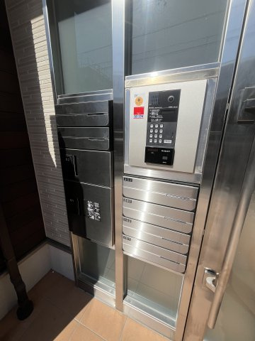 シャインⅡのエントランス