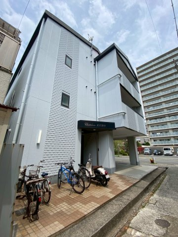 シャトラン久保の外観