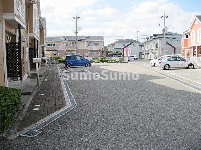 ヒューマンビレッジＢの駐車場|駐車場があります