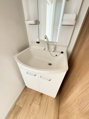 シャトー平野の洗面所|広い洗面スペース