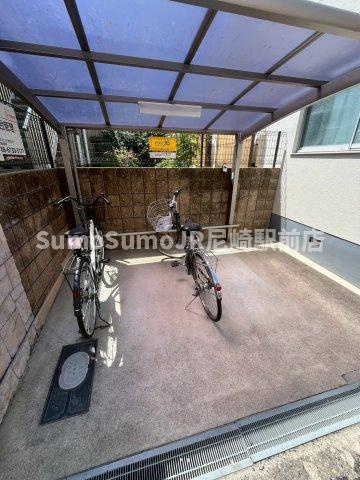 シエスタ姫里の駐車場