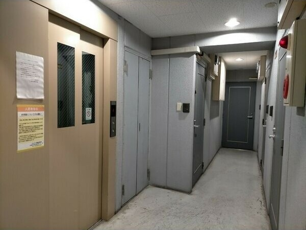 シティーコート高津エレガンスのロビー