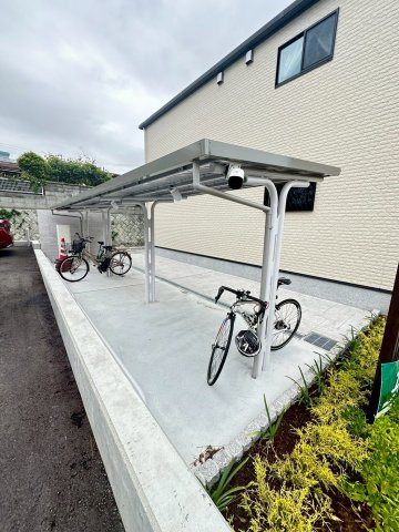 ヒールコートジェームス山 の駐車場
