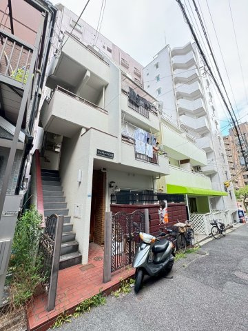シャトレーゼ三宮の外観