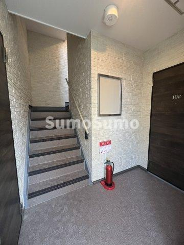 T-SQUARE甲南山手のロビー