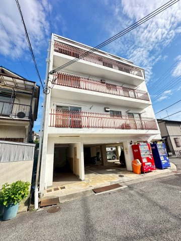 シャトレイユの外観