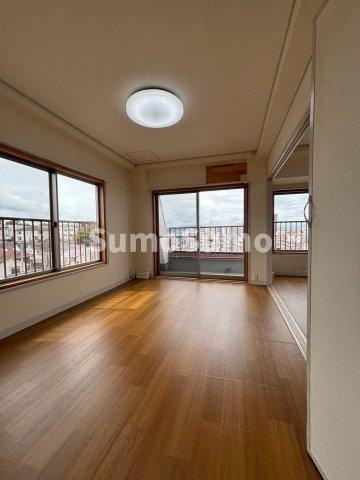 シャトレイユの洋室