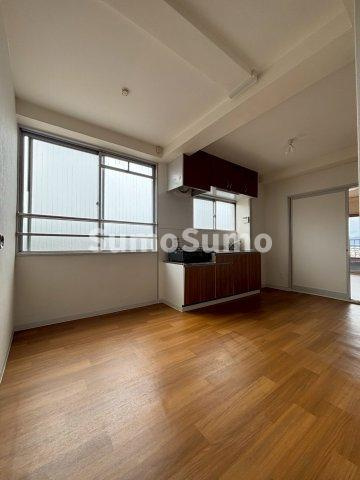 シャトレイユの居間・リビング