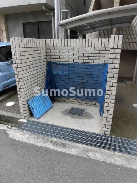 コモ西宮北口の外観