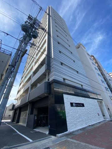 ピアグレース神戸の外観