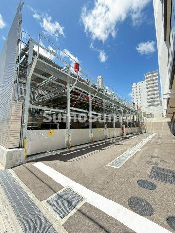 ジオ明石本町の駐車場|カースペースがあります