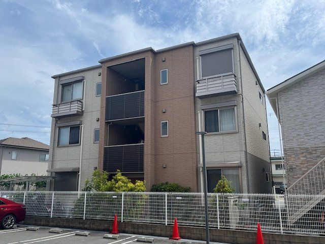 シャーメゾン大久保南の外観