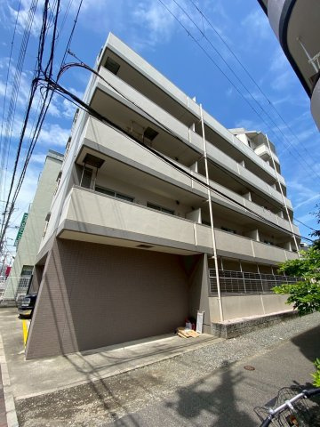 シャルマン西代の外観
