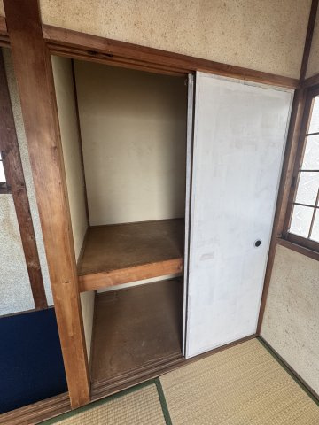 兵庫区鵯越筋戸建の収納