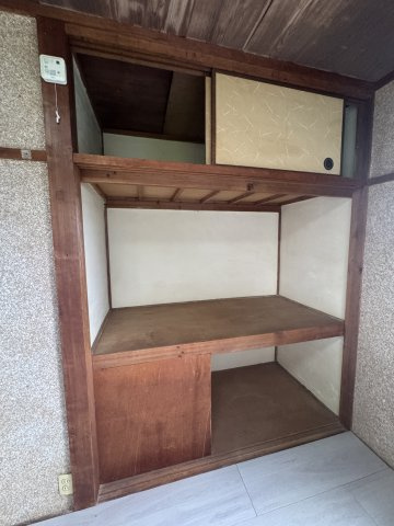 兵庫区鵯越筋戸建の収納