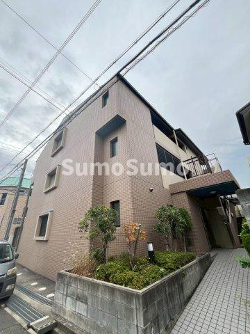 シャルマンの外観