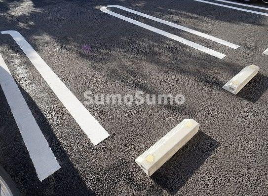 ヒカルサ神戸王塚台Ⅰの駐車場|駐車場完備です