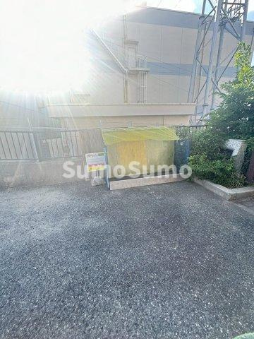 コモンパレス清水が丘の駐車場|駐車場です