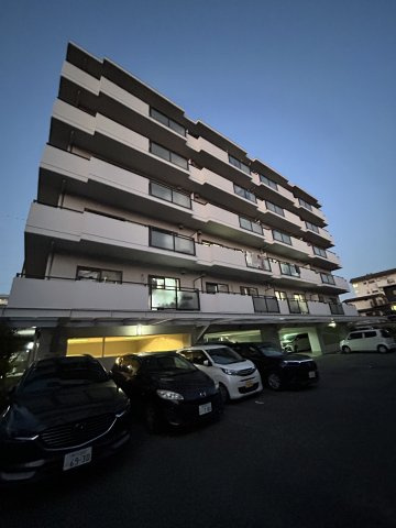コモンパレス清水が丘の外観|きれいな外観です
