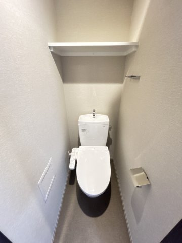 ファーストフィオーレ尼崎グランウエストのトイレ|落ち着いたトイレです
