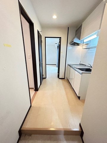 フジパレス塚口東Ⅲ番館の玄関