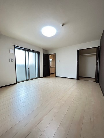 フジパレス塚口東Ⅲ番館の寝室